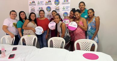 OFICINA DE ARTESANATO COM GESTANTES