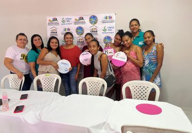 OFICINA DE ARTESANATO COM GESTANTES