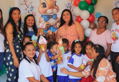 PÁSCOA NAS ESCOLAS: DISTRIBUIÇÃO DE OVOS DE PÁSCOA